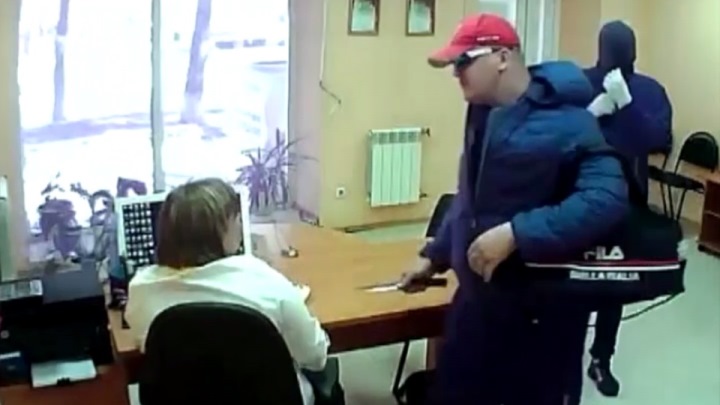 На Урале арестовали мужчин, подозреваемых в налёте на центр микрозаймов