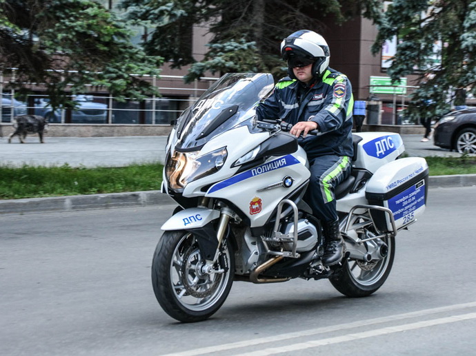 Мотополиция Екатеринбурга устроила погоню за байкером-нарушителем
