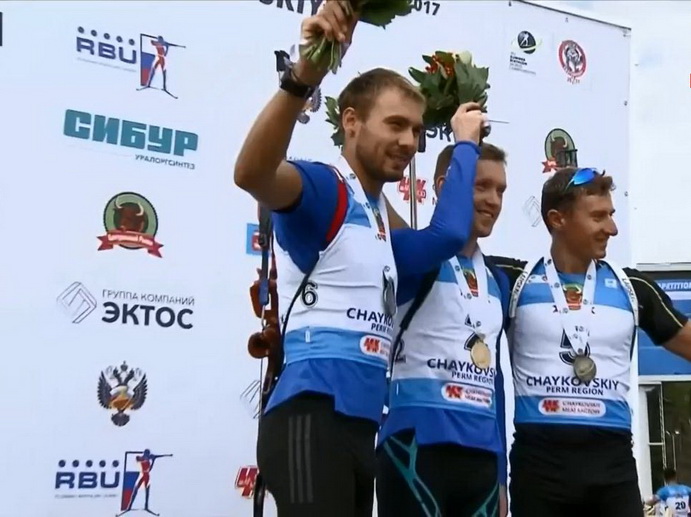 Антон Шипулин стал серебряным призёром первенства мира по летнему биатлону