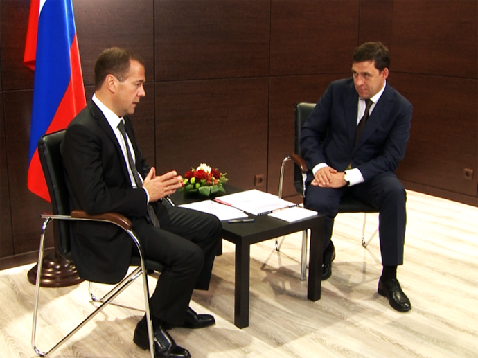 В Нижнем Тагиле состоялась двусторонняя встреча Дмитрия Медведева и Евгения Куйвашева