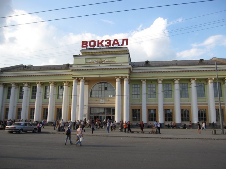 На ж/д вокзале Екатеринбурга после реконструкции открылись пригородные кассы
