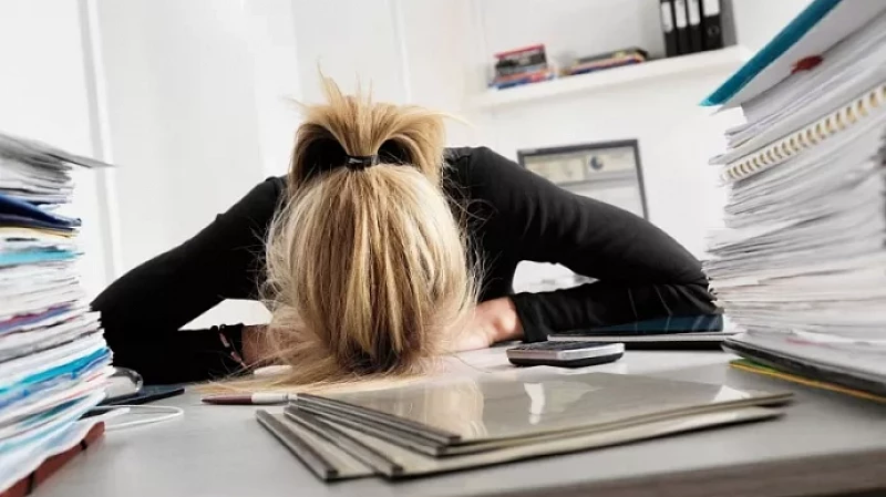 Почти половина работающих россиян находится в состоянии выгорания