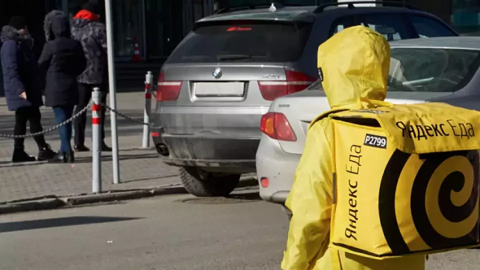 В свердловских компаниях вырос спрос на работников от 14 лет