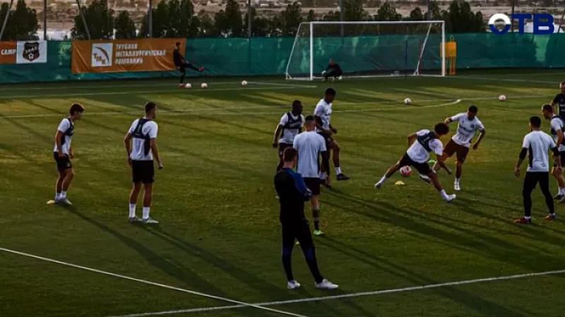Футбольная команда «Урал» завершила сбор в Арабских Эмиратах