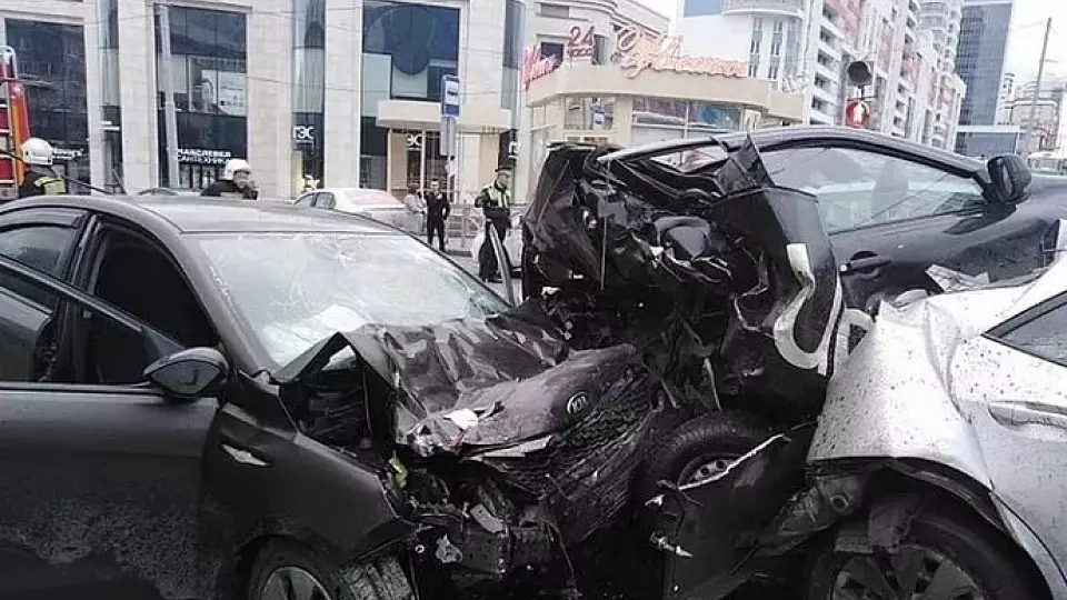 Виновник смертельного ДТП на Малышева вышел по УДО