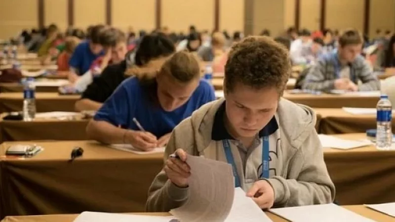 На ЕГЭ по русскому можно будет приводить аргументы из аниме, манги и компьютерных игр