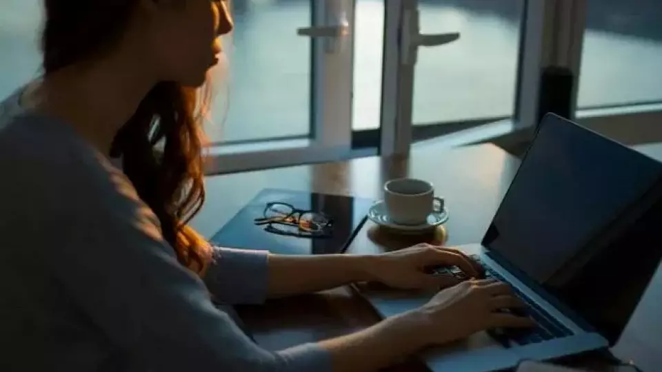 Россияне рассказали о самом продуктивном времени для работы