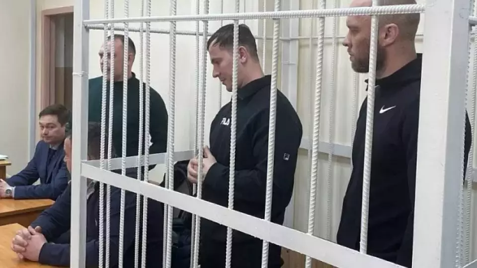 Суд вынес приговор обвиняемым по делу об убийстве спортсмена в клубе «Джой»