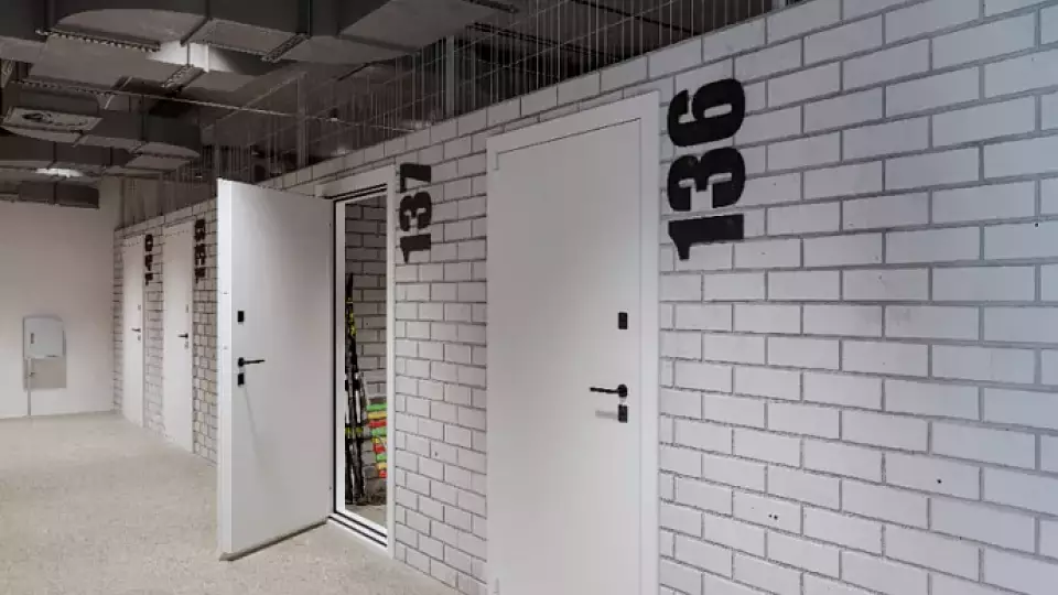 «Парковка» для колясок и санок пользуется популярностью у екатеринбуржцев