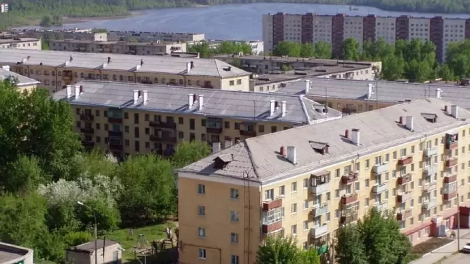 В Кировграде после ссоры и драки двое мужчин выбросили своего знакомого с третьего этажа