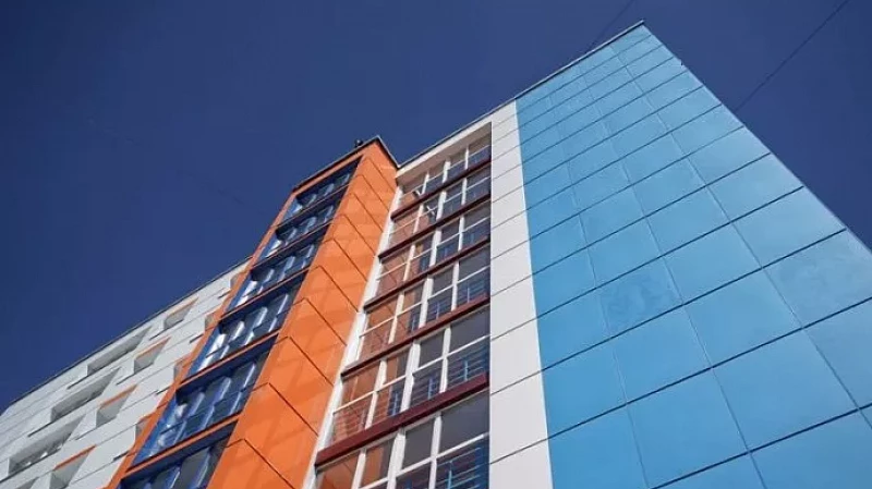 Законодатели приняли решение: владельцам аварийных домов предоставят жилье вне очереди