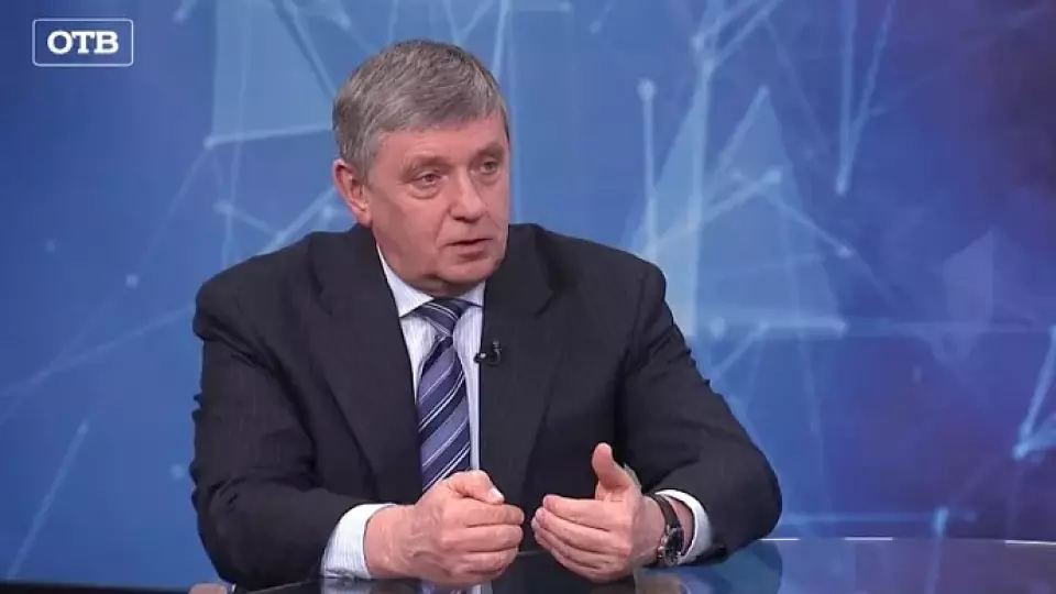 В УрФУ дефицит молодых кадров при средней зарплате преподавателей – 132 тысячи рублей