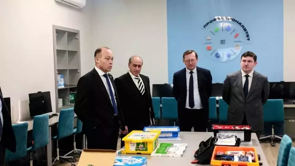 К 2030 году каждое учебное заведение в Свердловской области станет частью отраслевого кластера