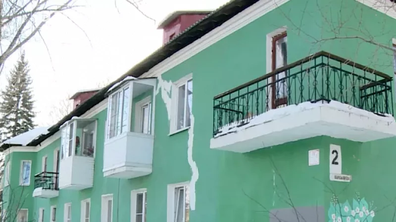 Глава СК России Александр Бастрыкин заинтересовался семьей 5-месячной девочки, которая умерла в кроватке под одеялом