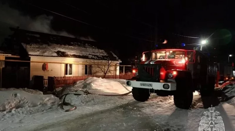 Мужчина и ребёнок из Невьянска погибли в пожаре из-за самодельного обогревателя