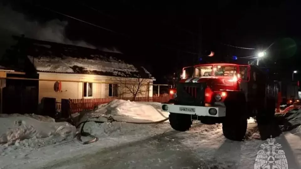 Мужчина и ребёнок из Невьянска погибли в пожаре из-за самодельного обогревателя