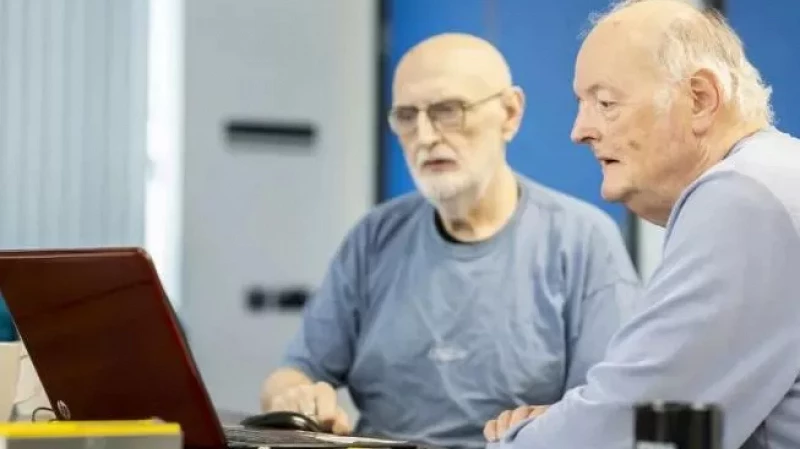 Российские компании отметили преимущества сотрудников старшего возраста