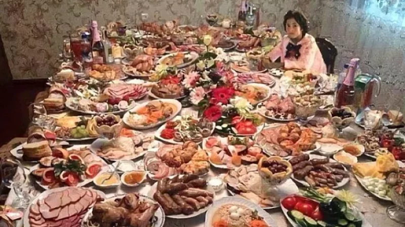 Не держите новогодний стол в заложниках: главный диетолог Югры о здоровом питании