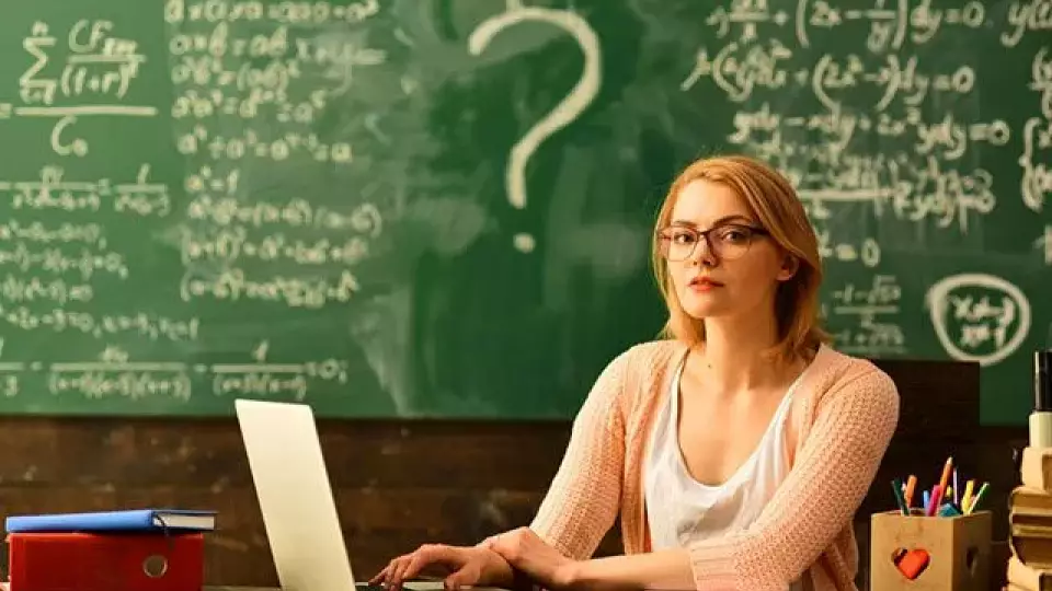 В России 92% жителей не против того, что учителя ведут свои соцсети