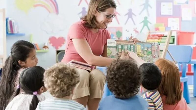 Кадровый голод: в детских садах Екатеринбурга не хватает около 700 нянечек и 300 воспитателей