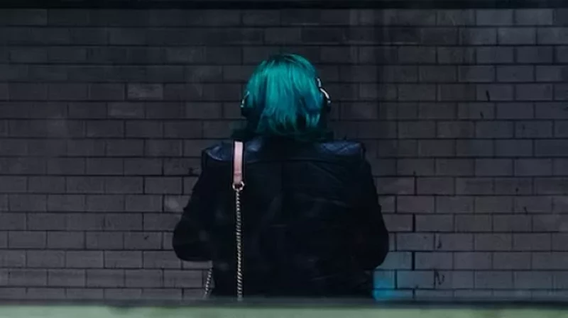 До 9 лет грозит свердловчанам, избившим девушку из-за цвета волос