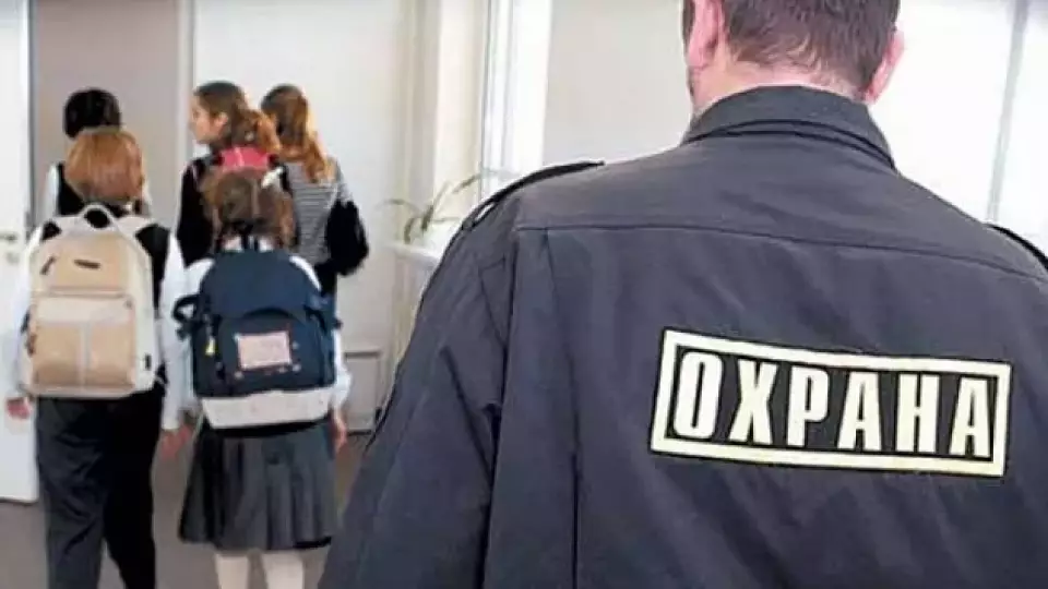 В Госдуме предложили провести массовые проверки безопасности в школах