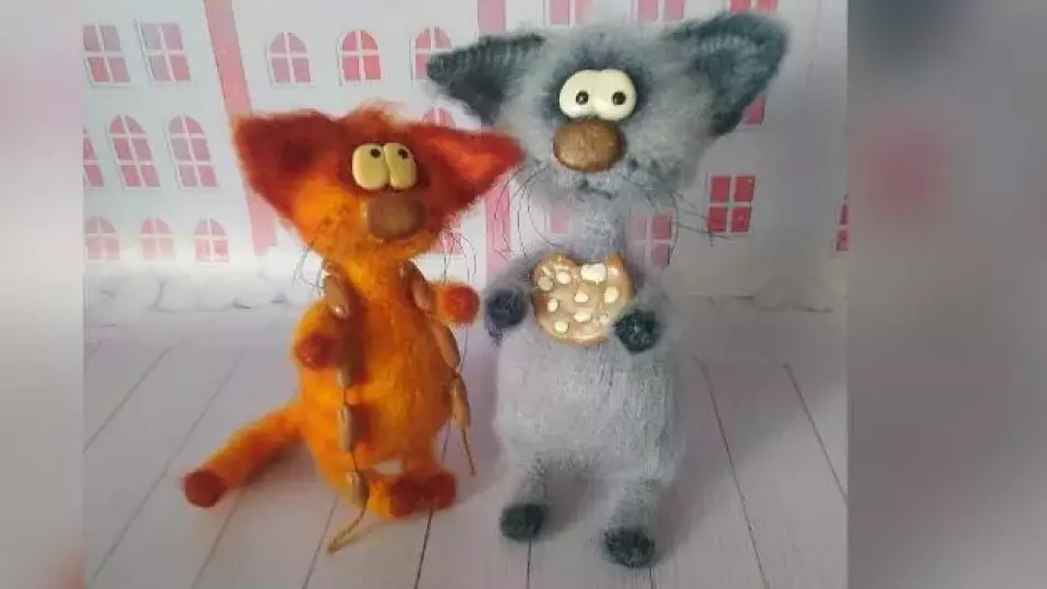 В Свердловской области оператор котельной в свободное время шьет мягкие игрушки