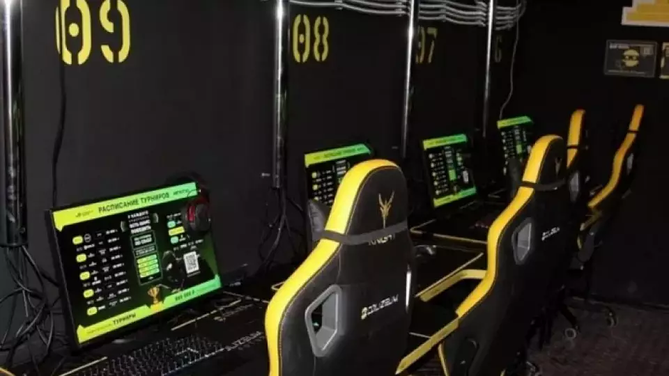 Клуб крупнейшей в мире сети киберспорта Colizeum открыли в Каменске-Уральском