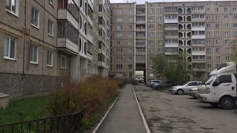 В Нижнем Тагиле мужчина удерживал в квартире жену с ребенком