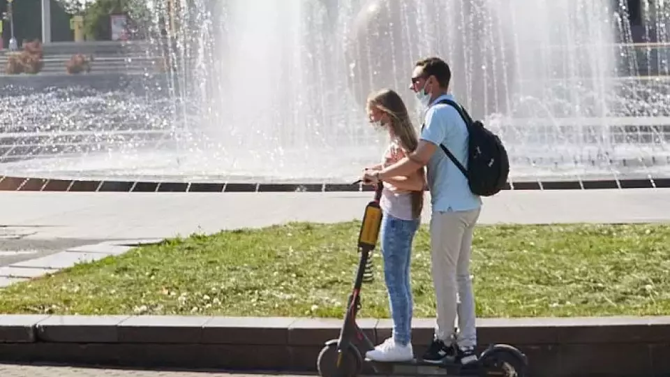 В День города в центре Екатеринбурга электросамокаты будут ездить медленнее