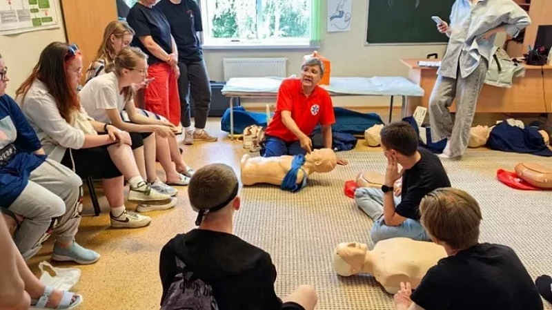 30 волонтеров подготовили к оказанию первой помощи на спортивных мероприятиях