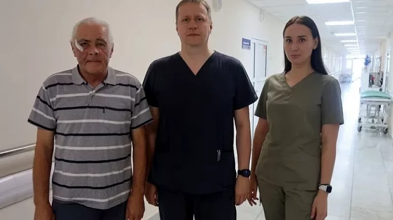 Свердловские врачи восстановили мужчине лицо, раздавленное мусоровозом