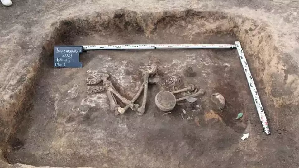 Два погребения, которым более 2 тысяч лет, обнаружили рядом с Самарой