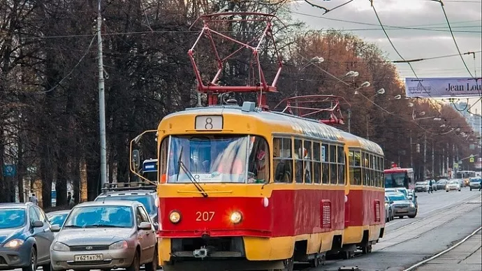 Екатеринбурженка оставила двухлетнего ребёнка в трамвае