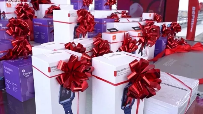 8 млн рублей для школ, более 300 призов отличникам и детский фестиваль: «Верный отличник» набирает обороты