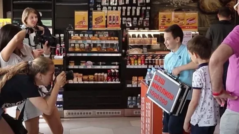 Житель Екатеринбурга заправил машину и выиграл 1 миллион рублей