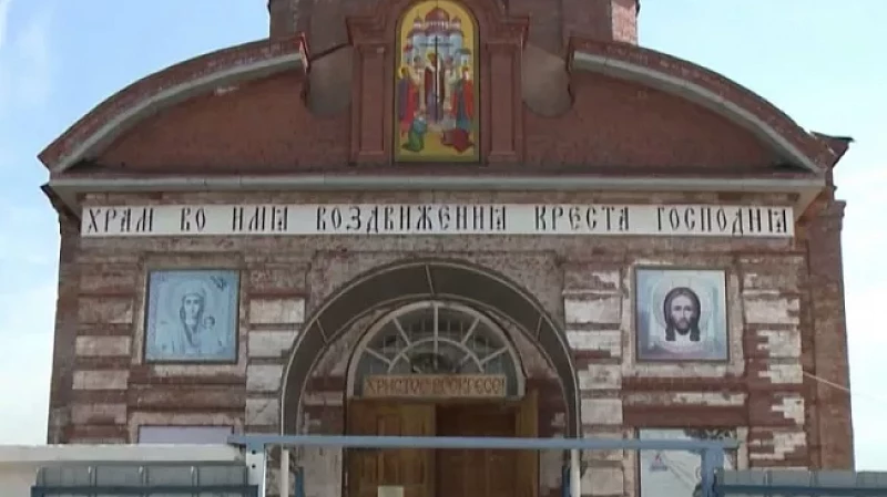 В Крестовоздвиженском храме освятили новую котельную