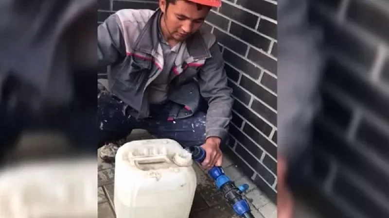 Жильцы многоэтажки обвиняют застройщика по соседству в краже воды и электроэнергии