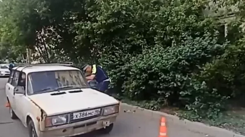 Автомобилистка сбила 3-летнюю девочку во дворе