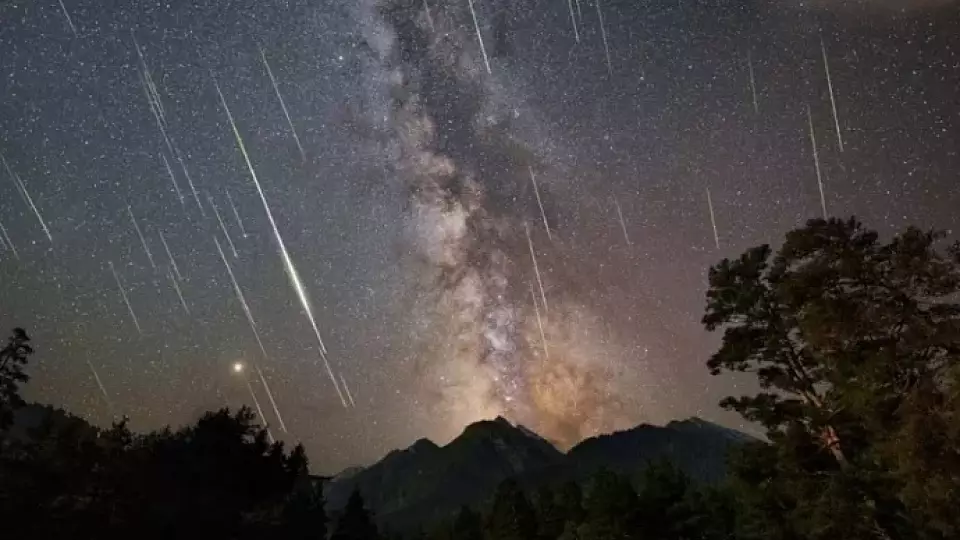 Первый летний звездопад пройдет с 26 июня по 2 июля
