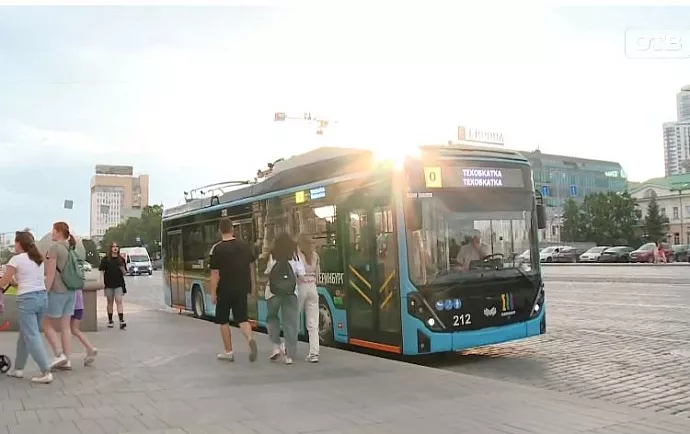 В Екатеринбурге планируется нанесение специальной разметки для движения и парковки самокатов