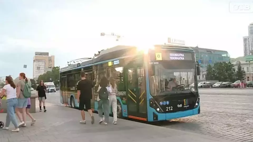 В Екатеринбурге планируется нанесение специальной разметки для движения и парковки самокатов