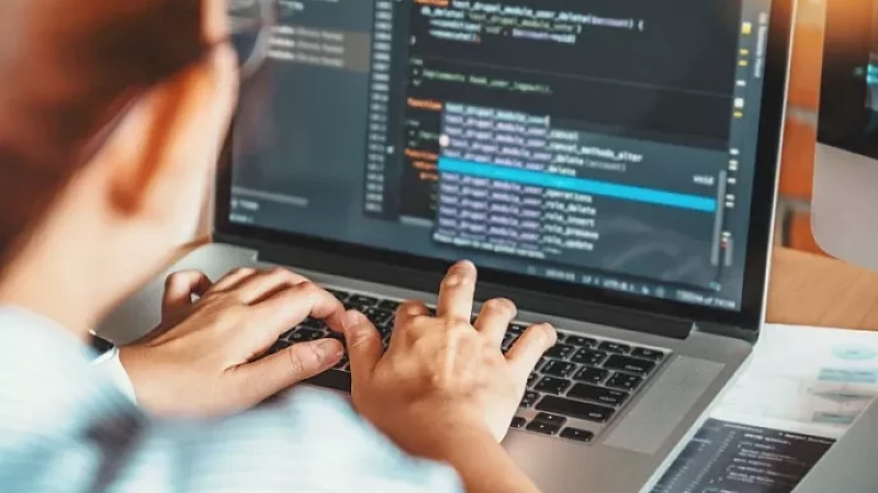 4 из 5 российских студентов-айтишников хотят работать по профессии