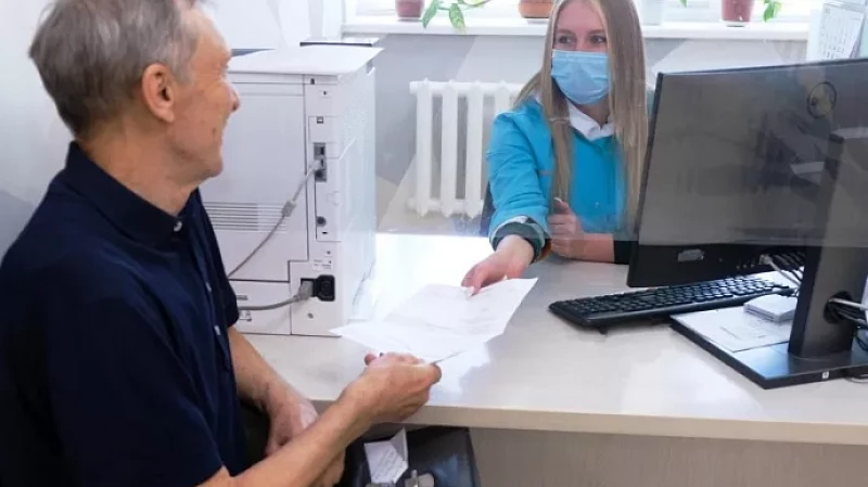 Свердловская область стала лидером среди регионов УрФО по эффективному лечению пациентов с онкопатологиями