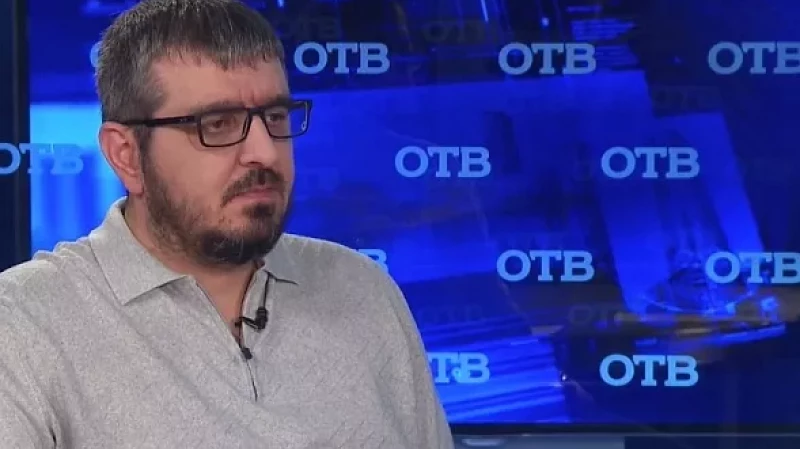 При аварийной ситуации в случае непопадания хотя бы в одну квартиру, газовщики вправе ограничить подачу газа на весь подъезд