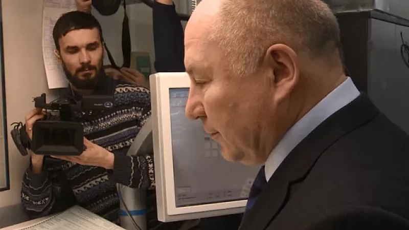 Заместитель губернатора Валерий Чайников отмечает День Рождения