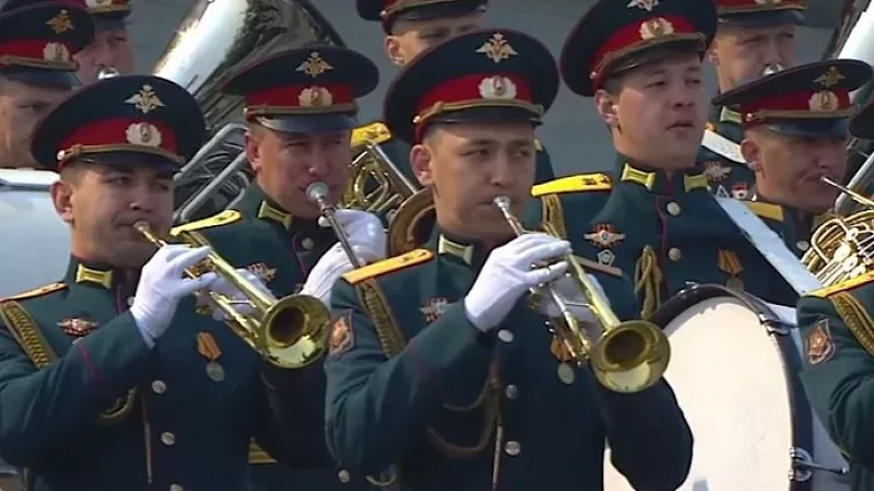 В Екатеринбурге завершился Парад в честь празднования 78-й годовщины со Дня Победы