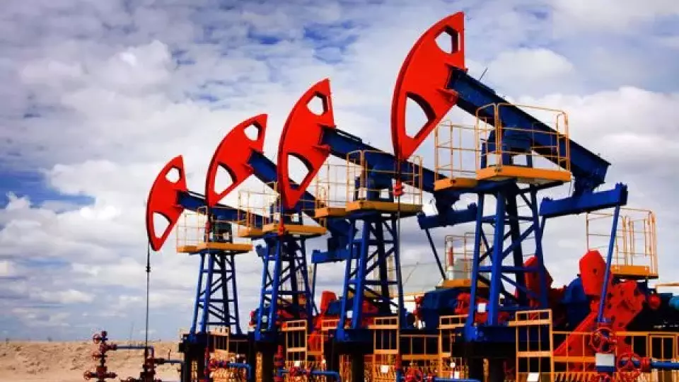 В 2023 году в России сократится добыча нефти до 515 млн тонн