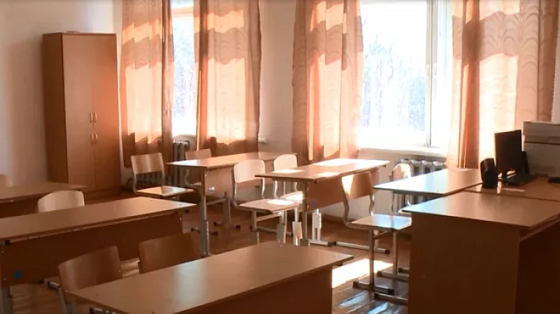 Школьного педагога обвинили в растлении учениц