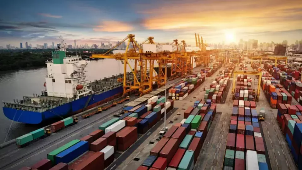 Контракты на сумму более 20 млн долларов заключили свердловские экспортёры